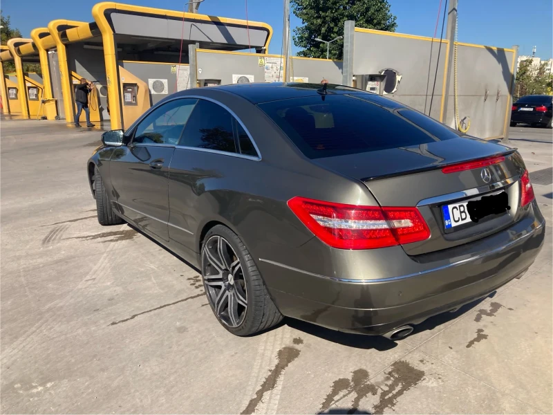 Mercedes-Benz E 350 Coupe, снимка 4 - Автомобили и джипове - 48668055