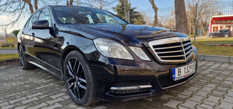 Mercedes-Benz E 250, снимка 1 - Автомобили и джипове - 48852960