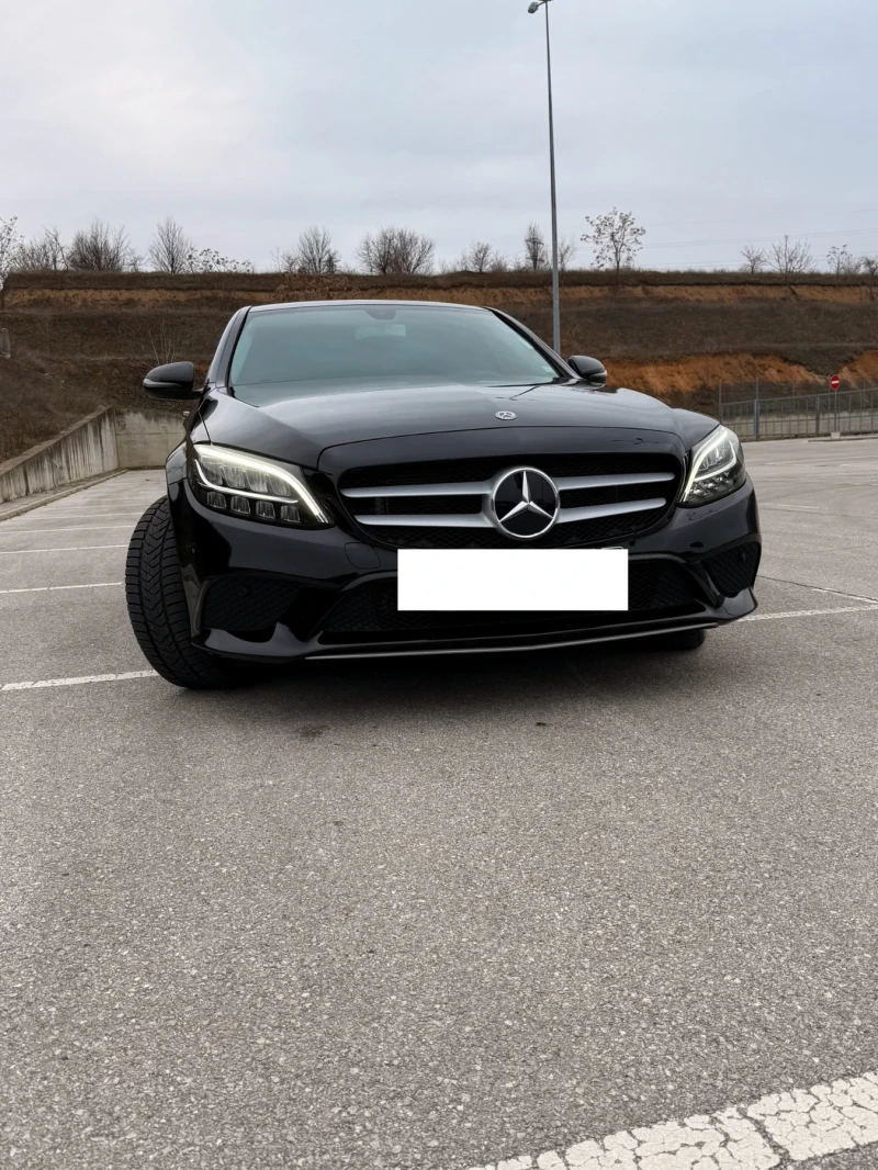 Mercedes-Benz C 220, снимка 1 - Автомобили и джипове - 49135999