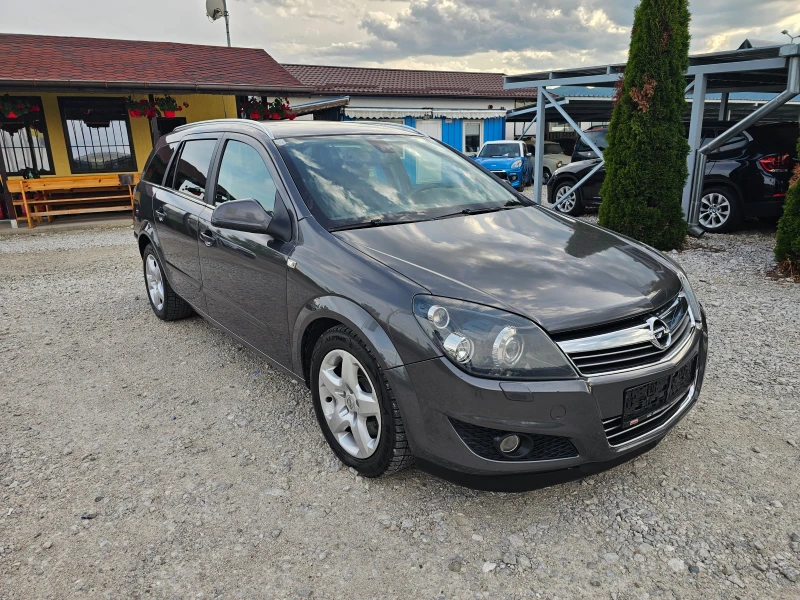 Opel Astra 1.9 CDTI 101кс ! ! КЛИМАТРОНИК ! ! НАВИГАЦИЯ, снимка 7 - Автомобили и джипове - 50384756