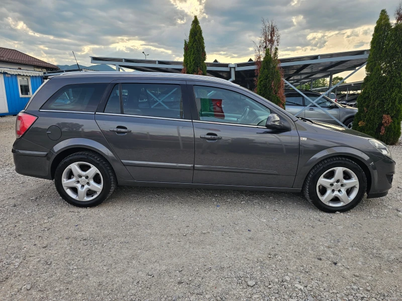 Opel Astra 1.9 CDTI 101кс ! ! КЛИМАТРОНИК ! ! НАВИГАЦИЯ, снимка 6 - Автомобили и джипове - 50384756