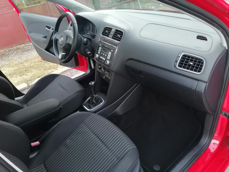 VW Polo 1.4 16 BI-FUEL, снимка 12 - Автомобили и джипове - 51085127