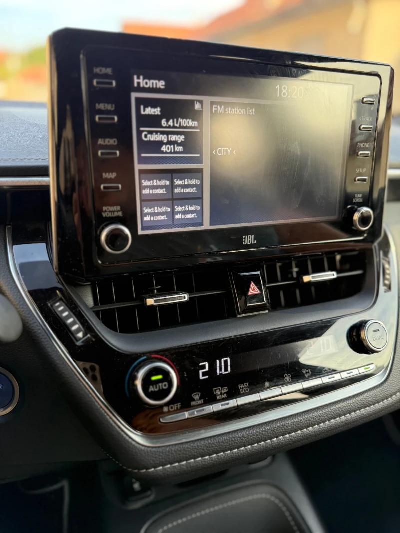 Toyota Corolla HB 2.0 LUXURY bitone , снимка 9 - Автомобили и джипове - 51630688