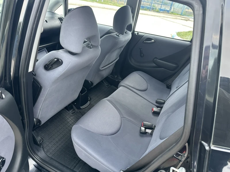 Honda Jazz 1.4 Бензин, снимка 11 - Автомобили и джипове - 51883291