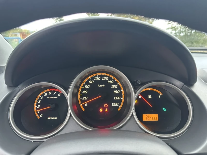 Honda Jazz 1.4 Бензин, снимка 14 - Автомобили и джипове - 51883291