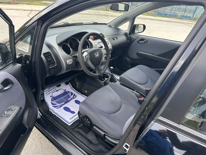 Honda Jazz 1.4 Бензин, снимка 9 - Автомобили и джипове - 51883291