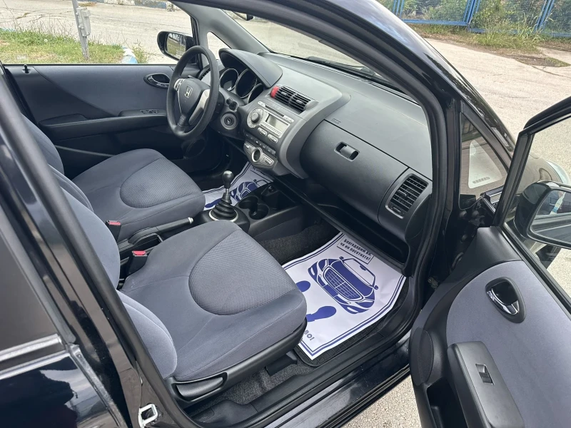 Honda Jazz 1.4 Бензин, снимка 10 - Автомобили и джипове - 51883291