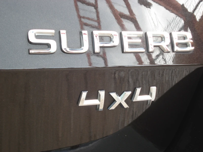 Skoda Superb L&K, АМБИЕНТ, КАМЕРА, ПОДГРЕВ, ДИСТРОНИК, снимка 17 - Автомобили и джипове - 52851943