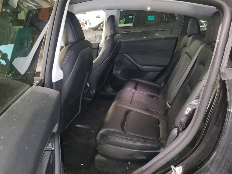 Tesla Model Y * LONG RANGE * CARFAX * БЕЗ ПЪРВОНАЧАЛНА ВНОСКА, снимка 13 - Автомобили и джипове - 53154086
