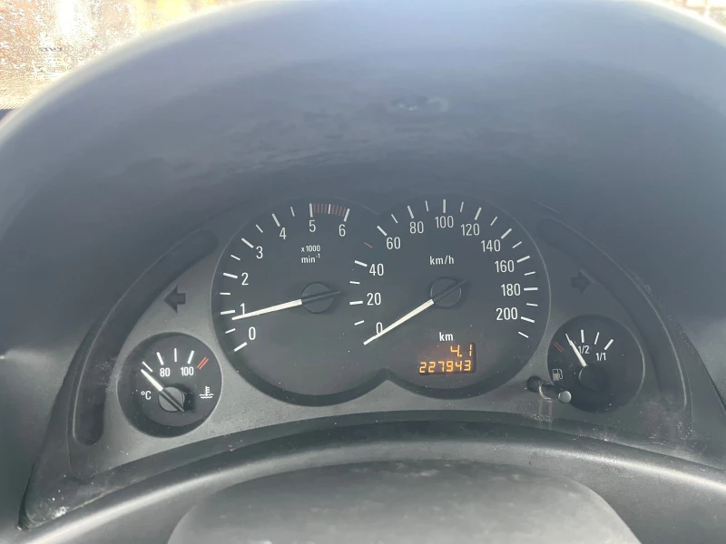 Opel Combo 1.7CDTI Клима, снимка 14 - Автомобили и джипове - 53269896