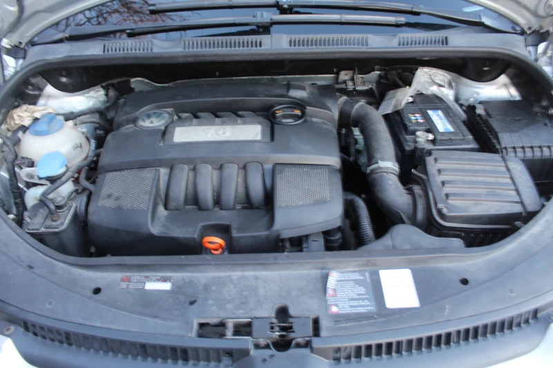 VW Golf Plus, снимка 11 - Автомобили и джипове - 53447970