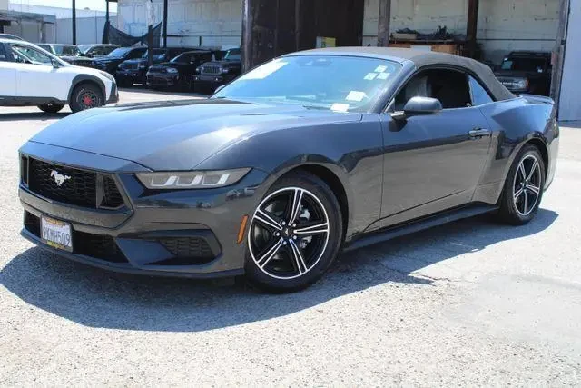 Ford Mustang EcoBoost, снимка 2 - Автомобили и джипове - 55735265