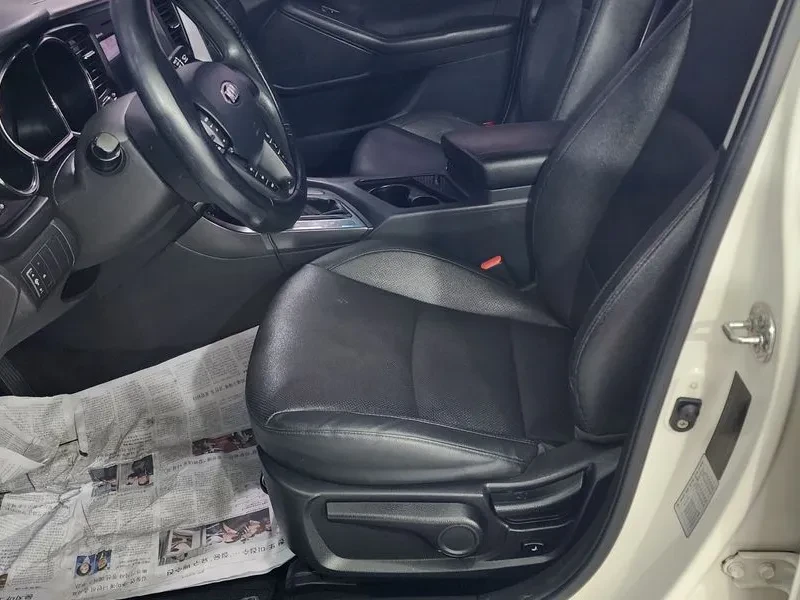 Kia K5 2.0 LPG, снимка 9 - Автомобили и джипове - 55927371