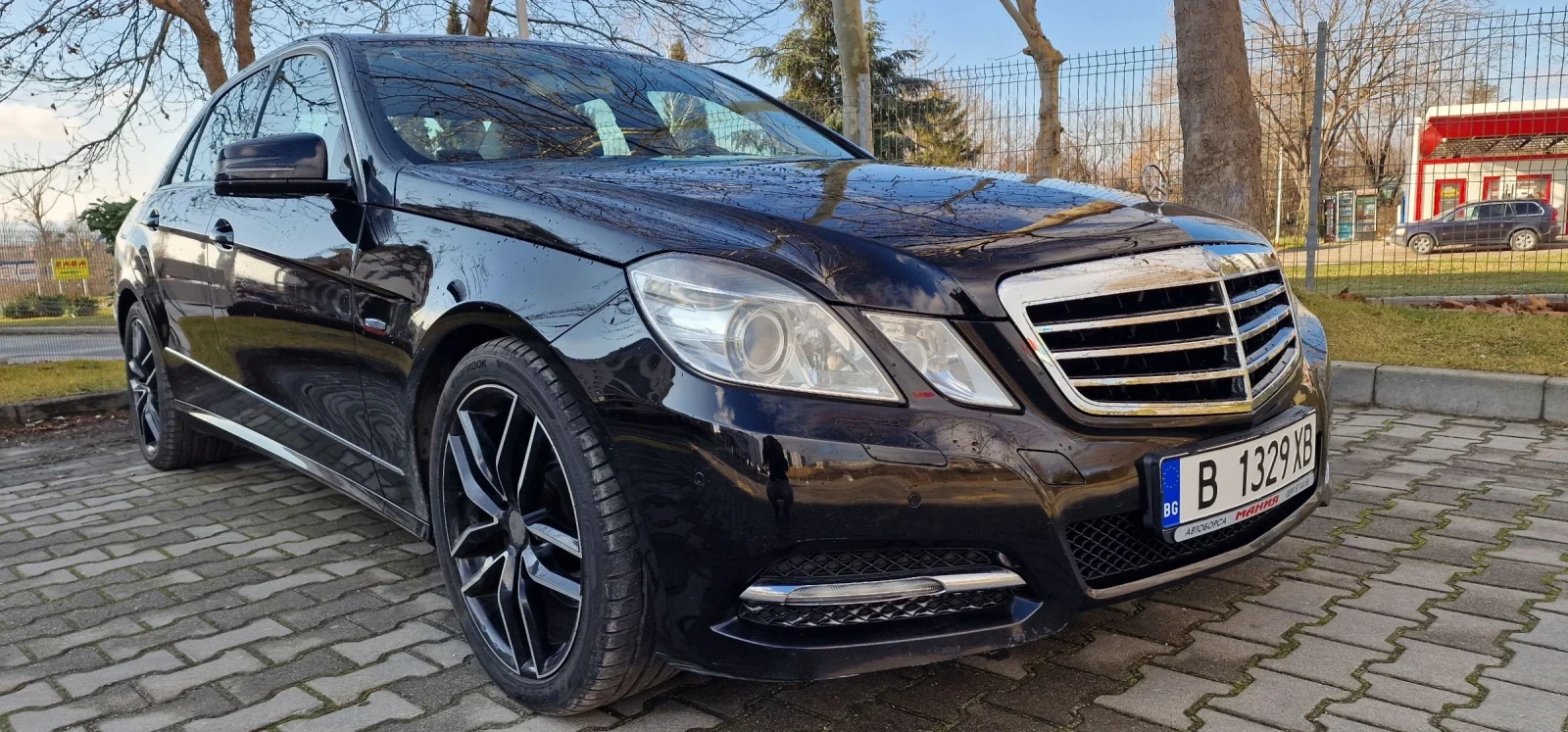 Mercedes-Benz E 250, снимка 1