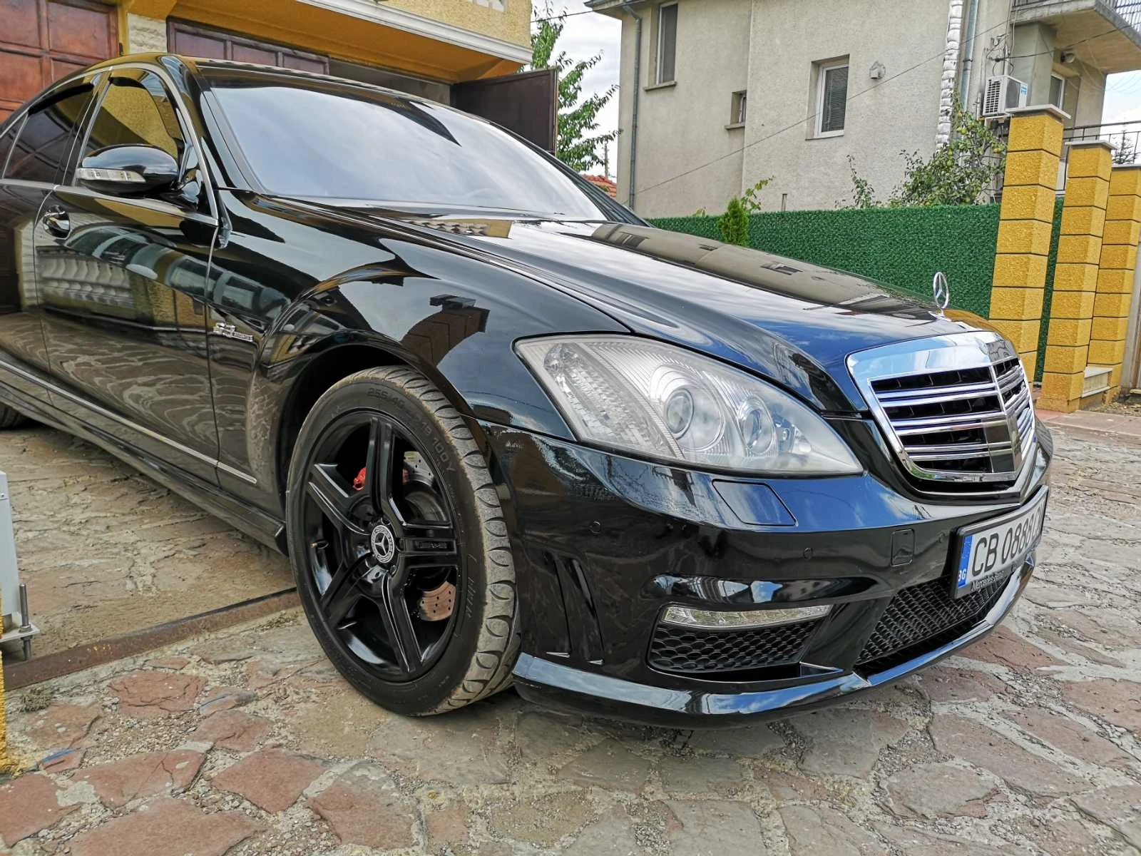 Mercedes-Benz S 320 6.3 AMG OPTIC/4MATIC/DISTR/CAMERA/ВАКУМ/ОБДУХВАНЕ - изображение 5