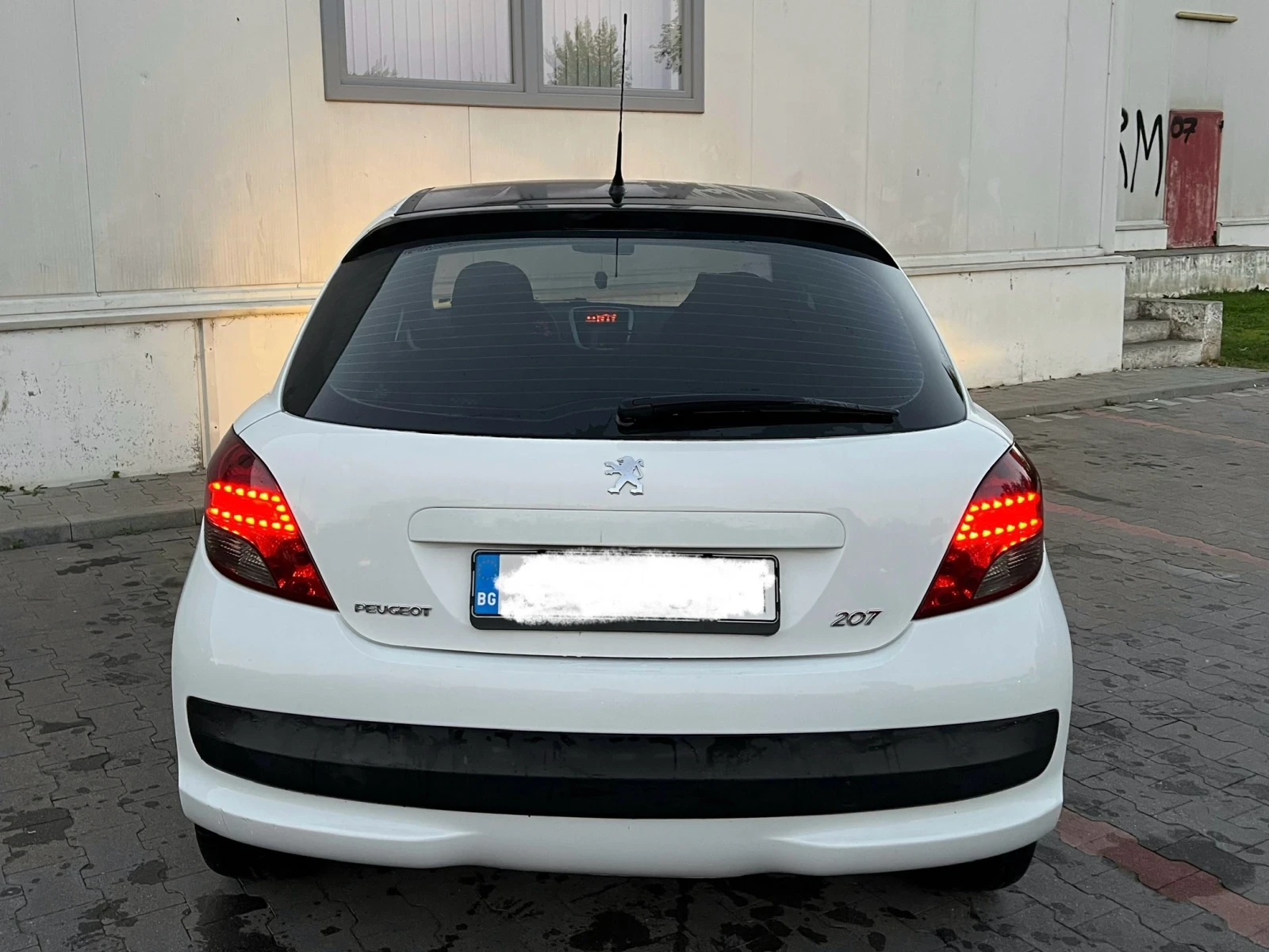 Peugeot 207 1.4  - изображение 6