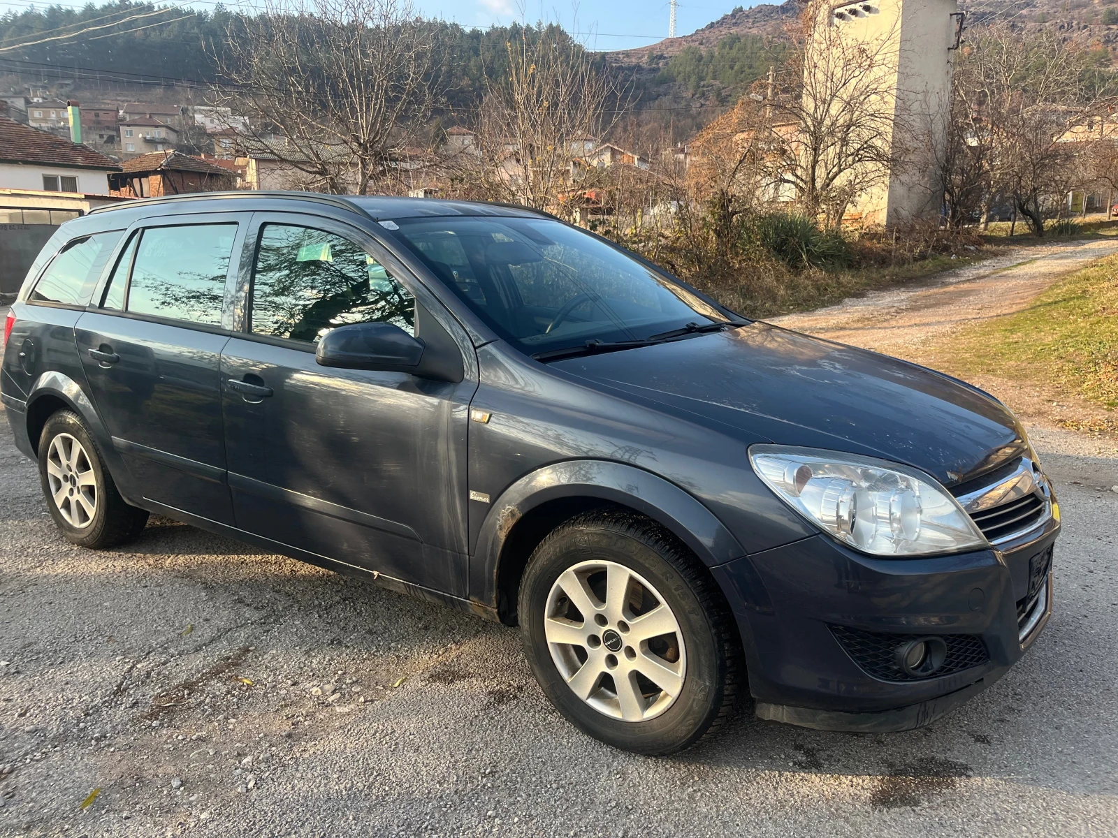 Opel Astra 1.7CDTI * КЛИМАТИК *  - изображение 7