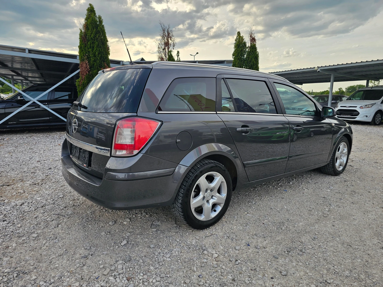 Opel Astra 1.7 CDTI 101кс ! ! КЛИМАТРОНИК ! ! НАВИГАЦИЯ - изображение 5