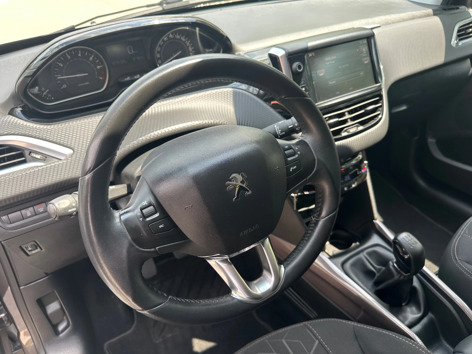 Peugeot 2008 1.2THP* Pure Tech* Euro6* 102000km | Mobile.bg — изображение 16