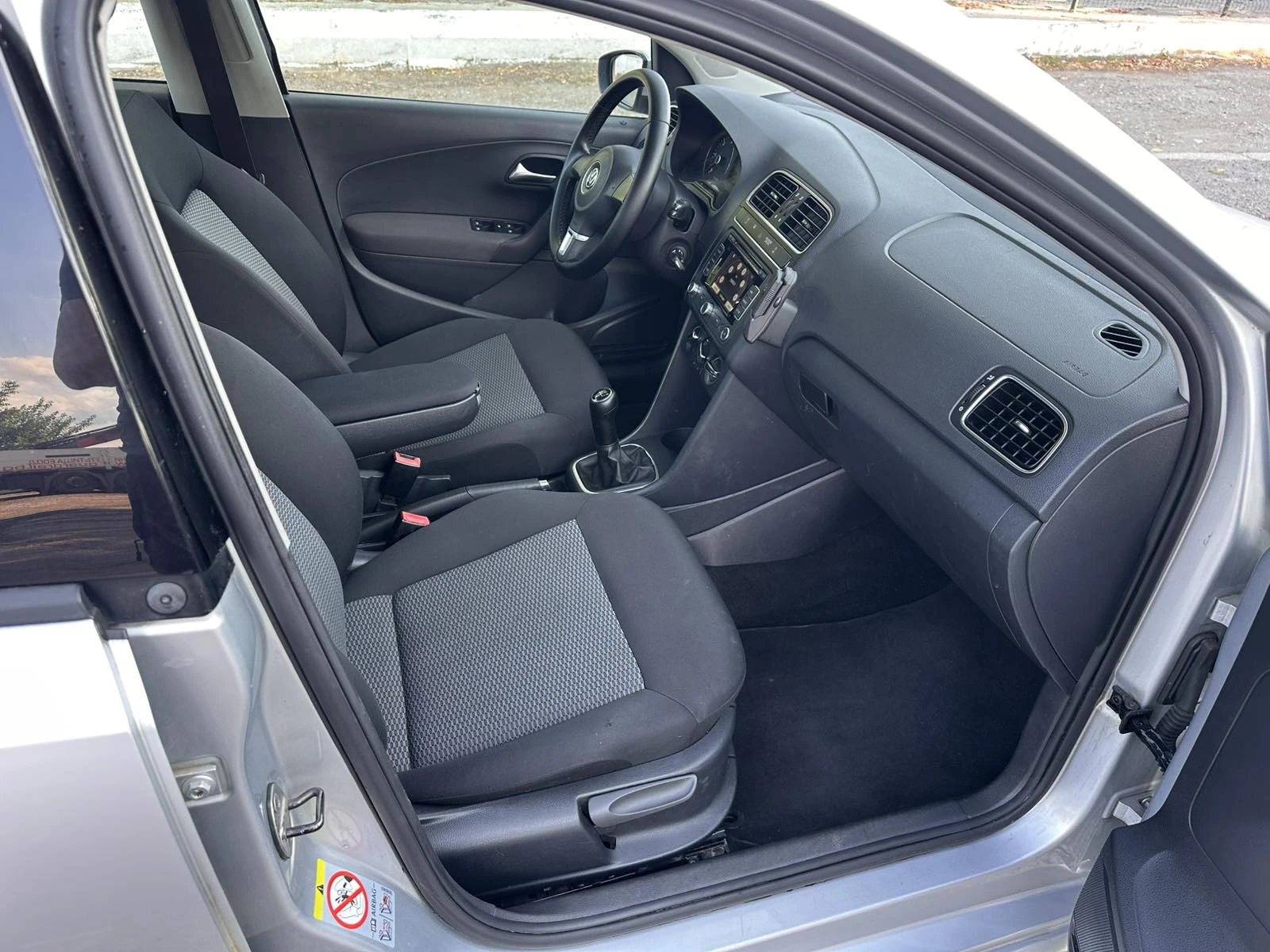 VW Polo TDI- R LINE - изображение 9