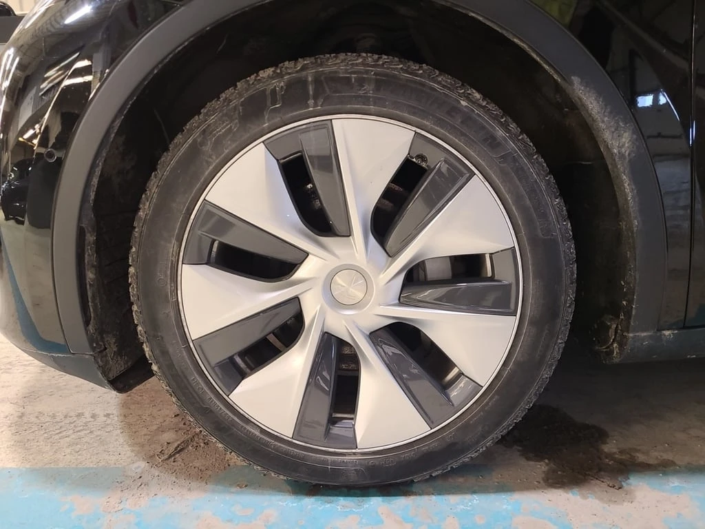 Tesla Model Y * LONG RANGE * CARFAX * ��� ������������ ������ | Mobile.bg � ����������� 6