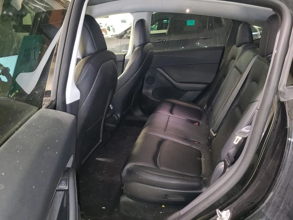 Tesla Model Y * LONG RANGE * CARFAX * ��� ������������ ������ | Mobile.bg � ����������� 13