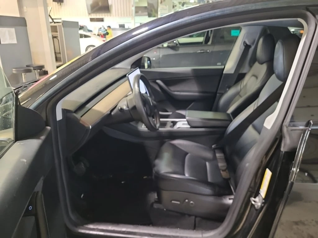 Tesla Model Y * LONG RANGE * CARFAX * ��� ������������ ������ | Mobile.bg � ����������� 5