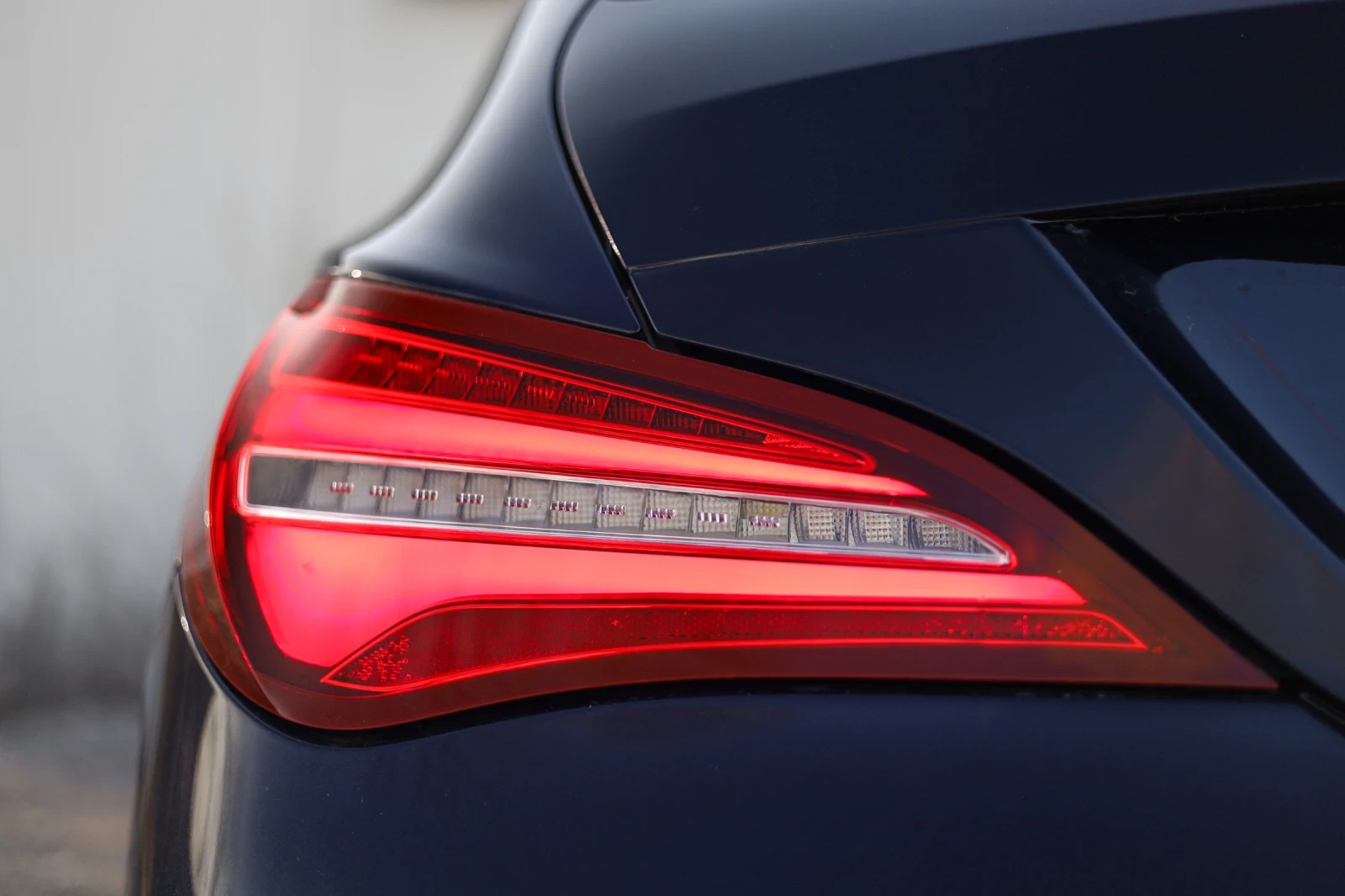 Mercedes-Benz CLA 200 CLA 200 SHOOTING BRAKE  NIGHT STAR 7G, снимка 4 - Автомобили и джипове - 53804138