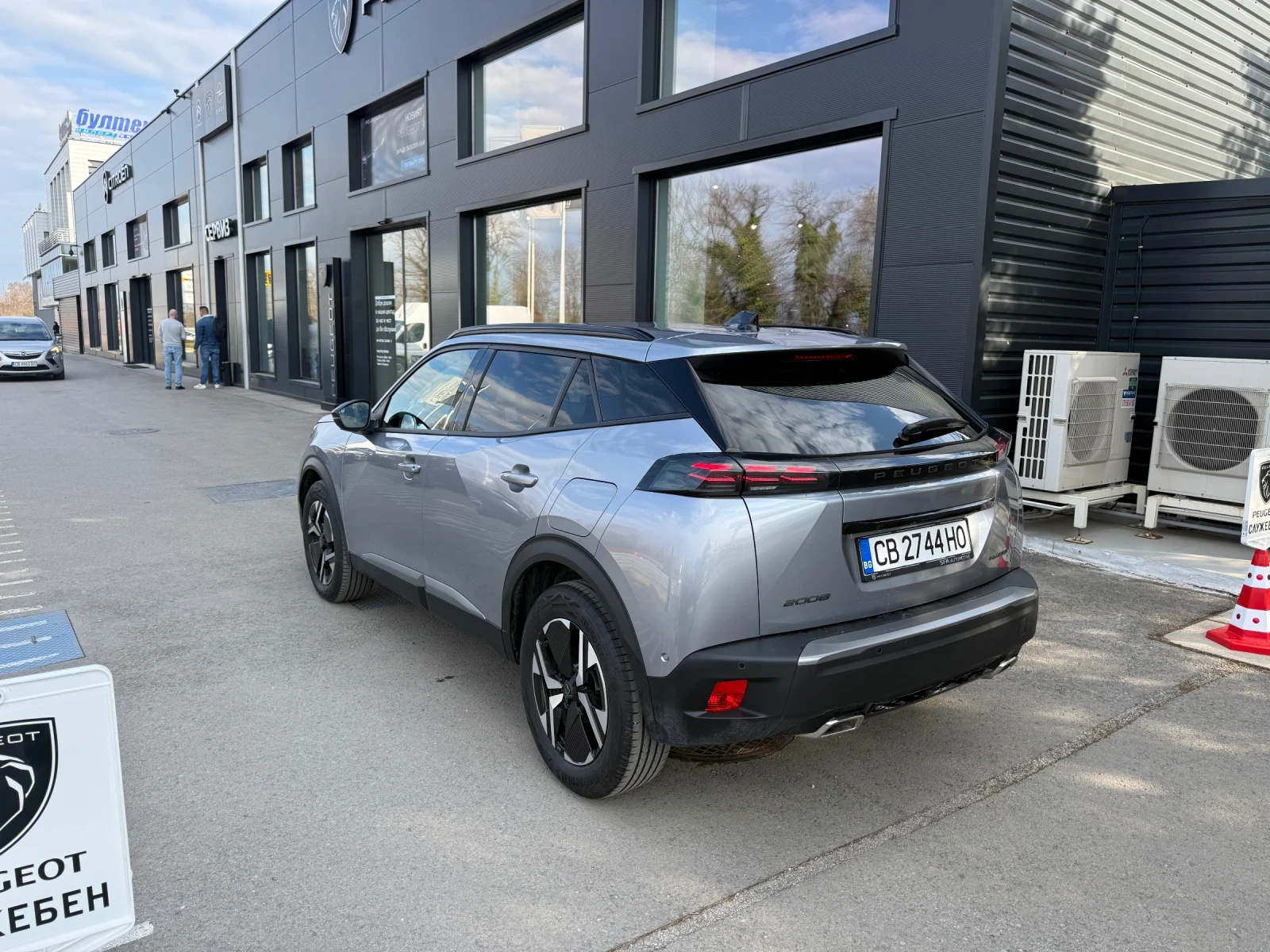 Peugeot 2008, снимка 5 - Автомобили и джипове - 53977862