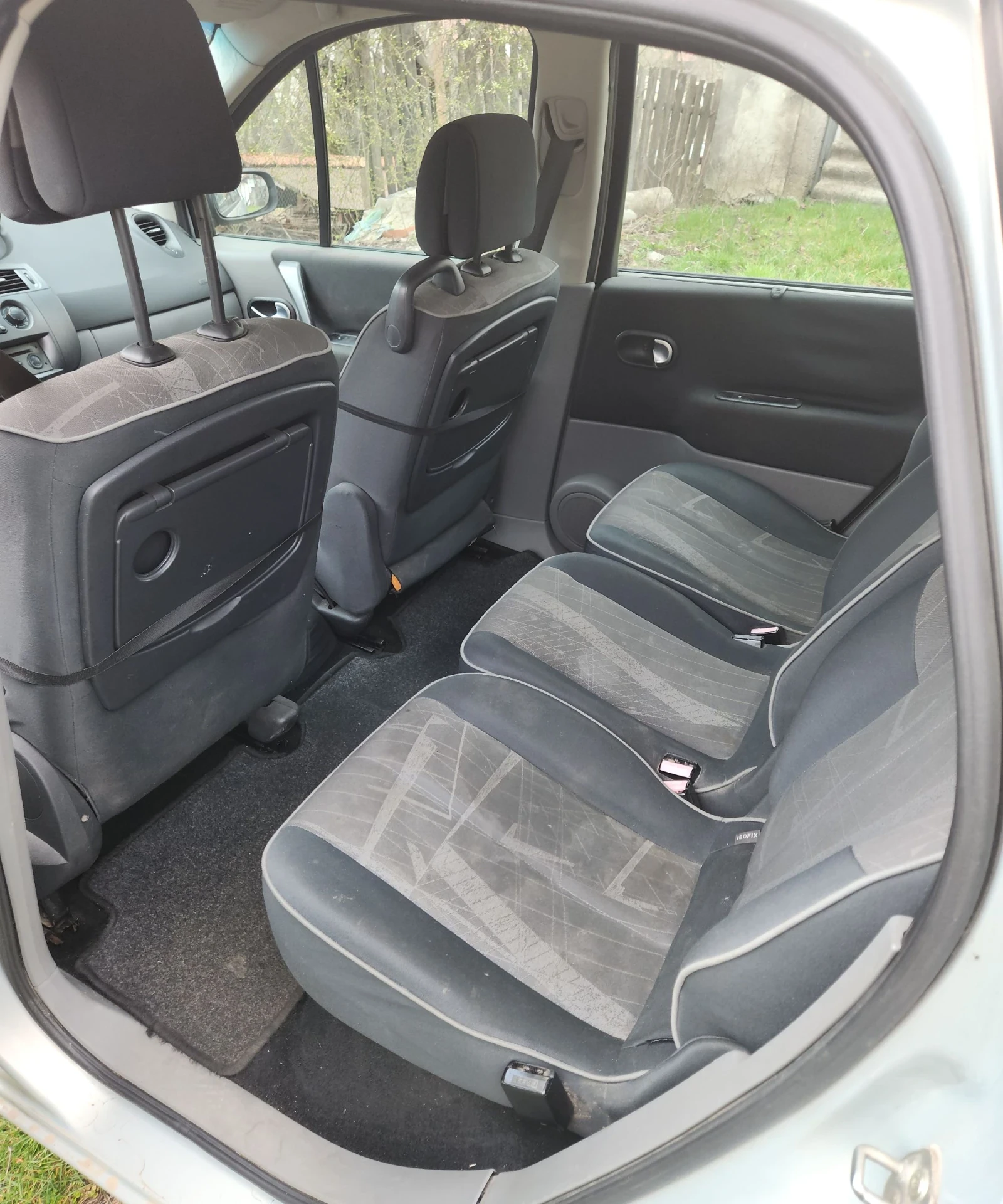 Renault Scenic 1.6, снимка 6 - Автомобили и джипове - 54042480