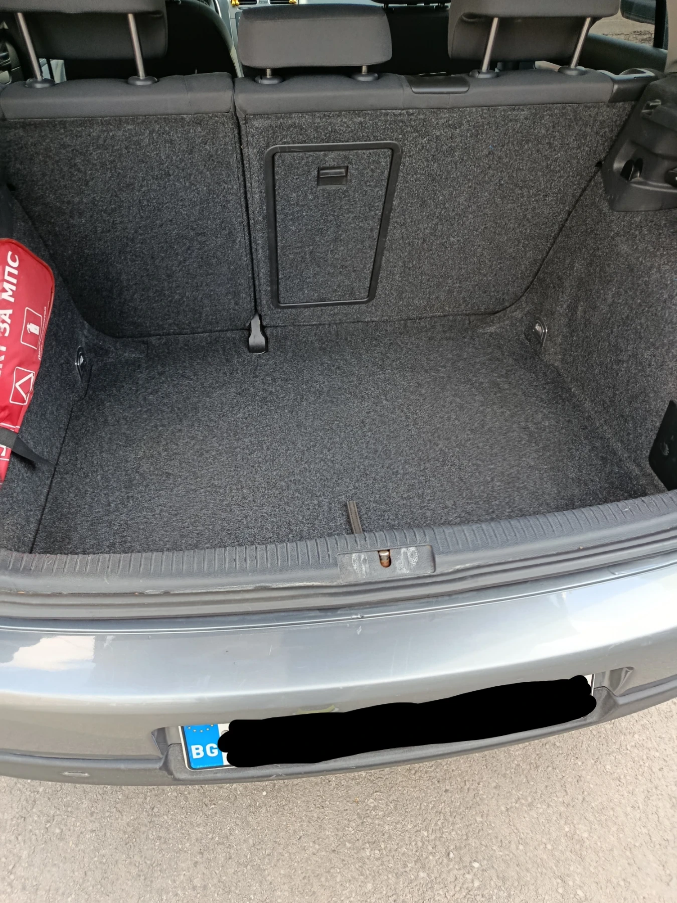 VW Golf 1.9 TDI DSG, снимка 15 - Автомобили и джипове - 54102140