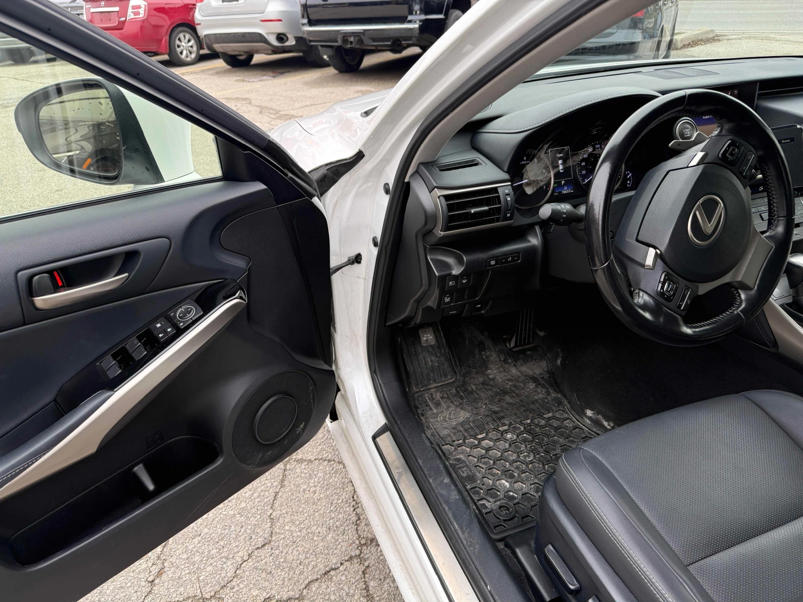 Lexus IS 300 4X4 * ��������� * ������ * �������� ������� *  | Mobile.bg � ����������� 6