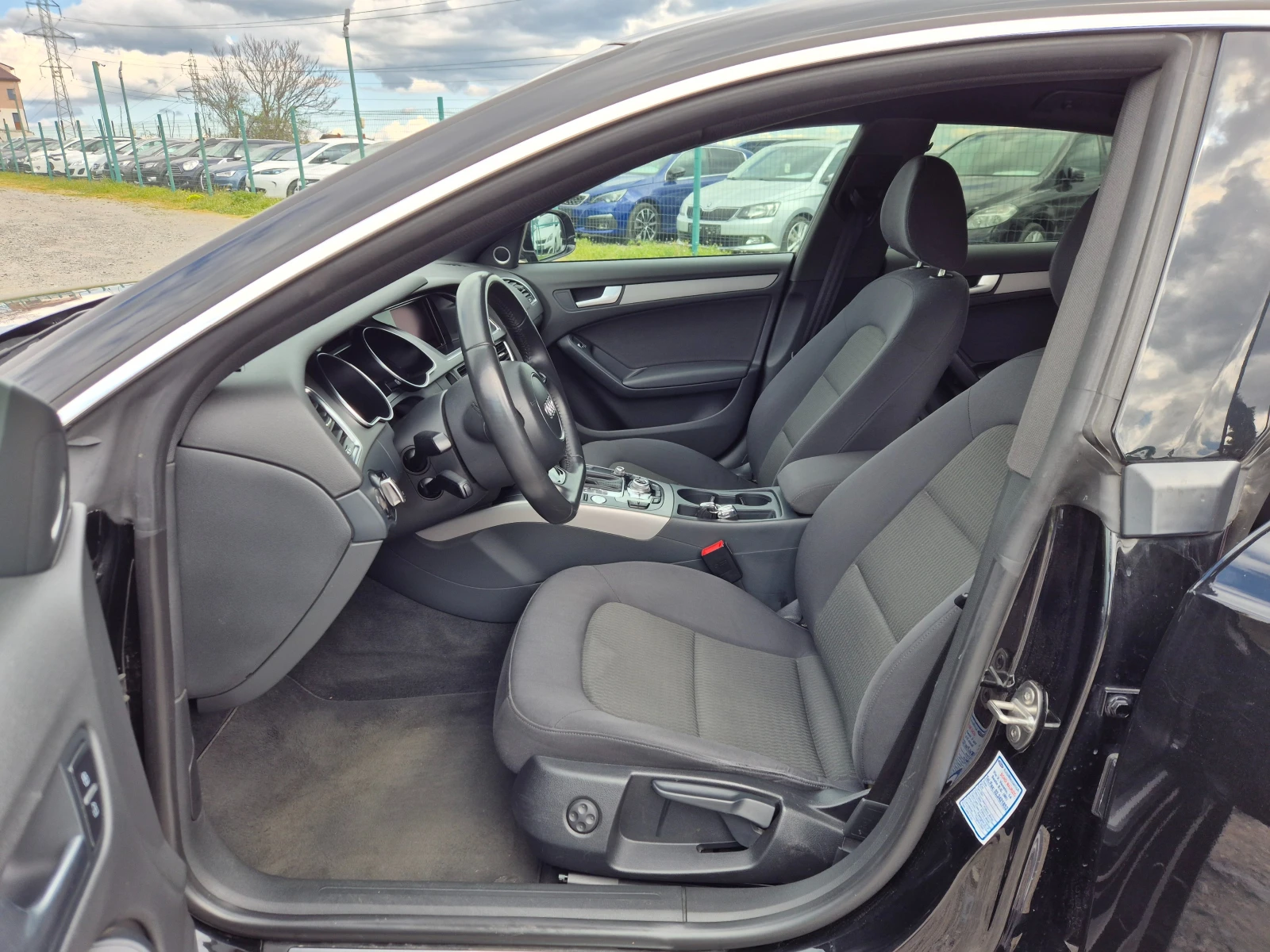 Audi A5 Sportback 2.0TDI Автомат, снимка 13 - Автомобили и джипове - 54157605