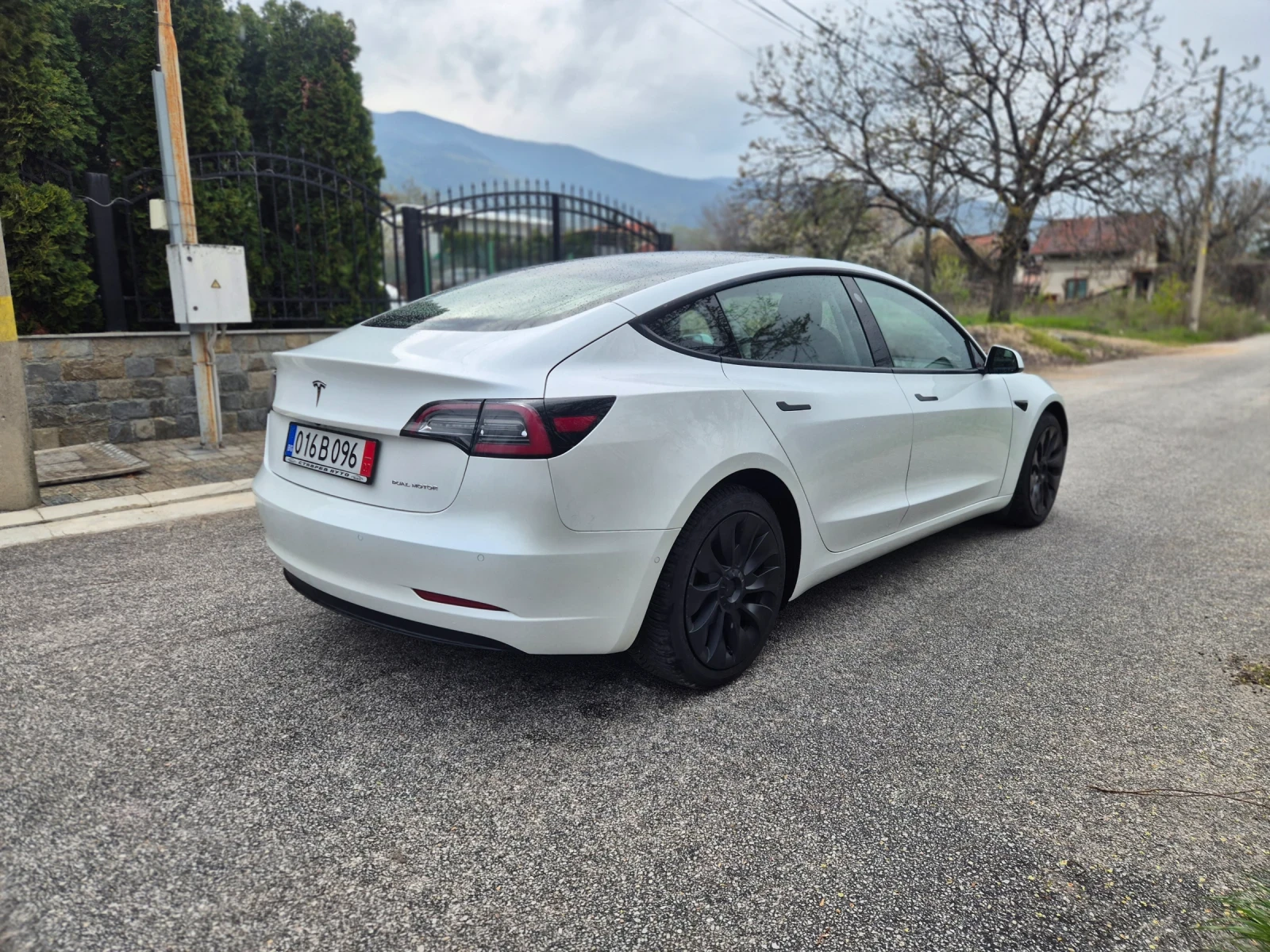 Tesla Model 3 Long Range/Dual Motor/21г/99000km, снимка 4 - Автомобили и джипове - 54223130