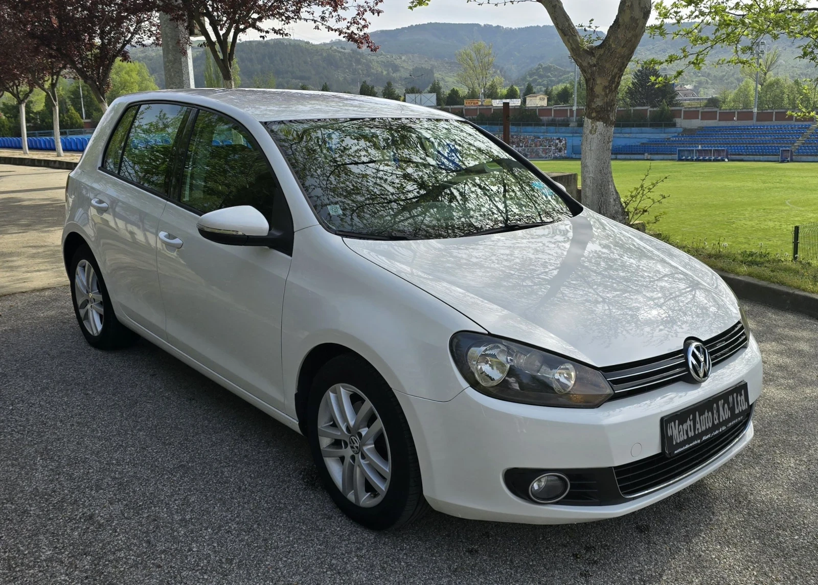 VW Golf 6 / 2.0 TDI DSG | Mobile.bg � ����������� 2