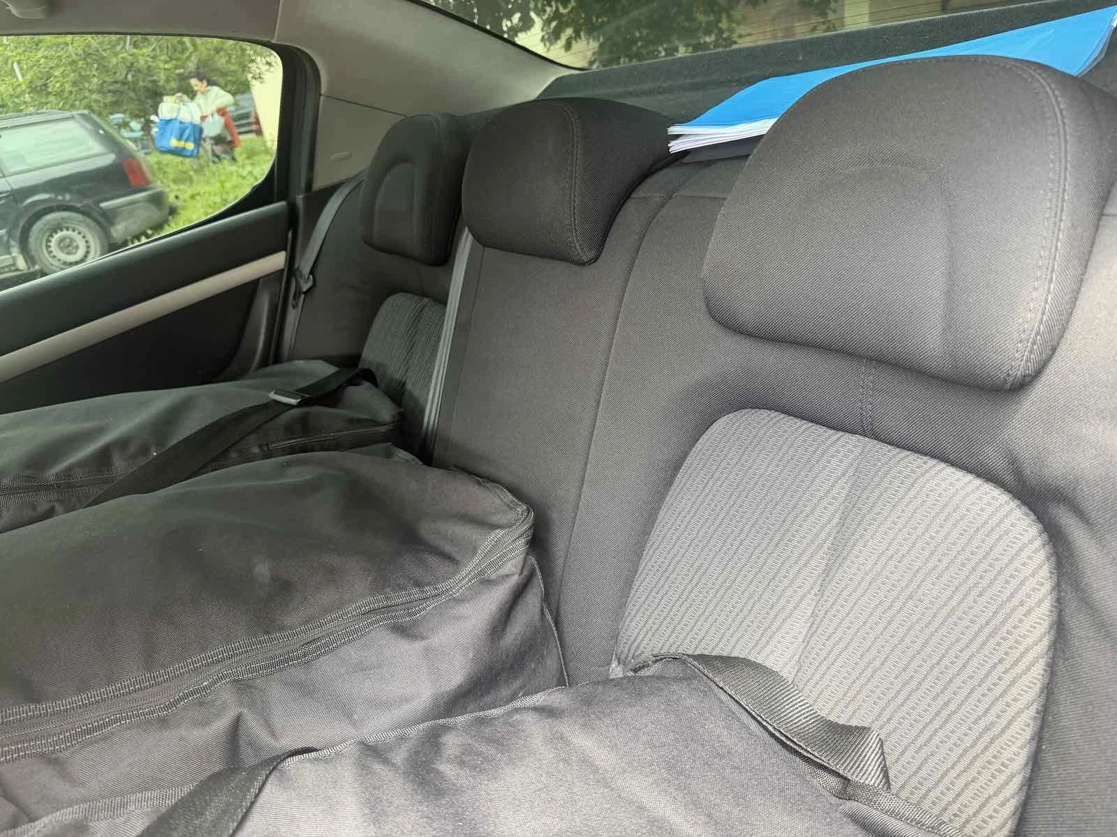Peugeot 407, снимка 8 - Автомобили и джипове - 54478524