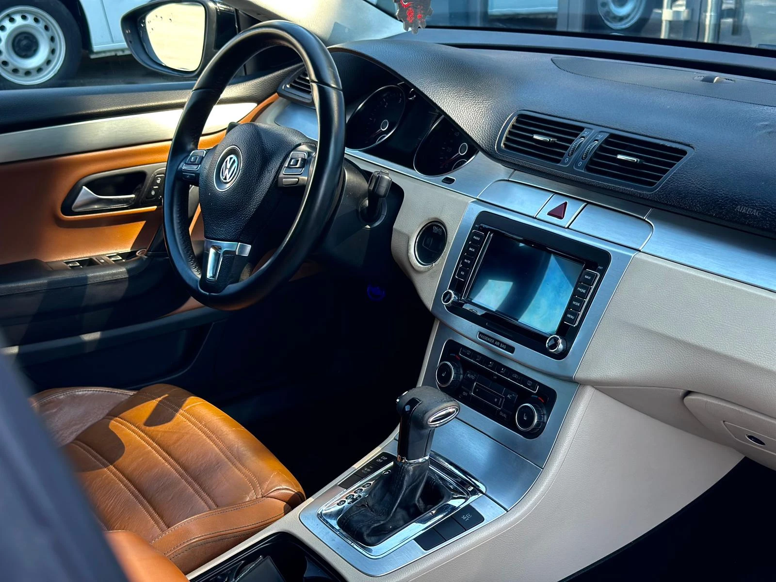 VW Passat CC, снимка 15 - Автомобили и джипове - 55164567