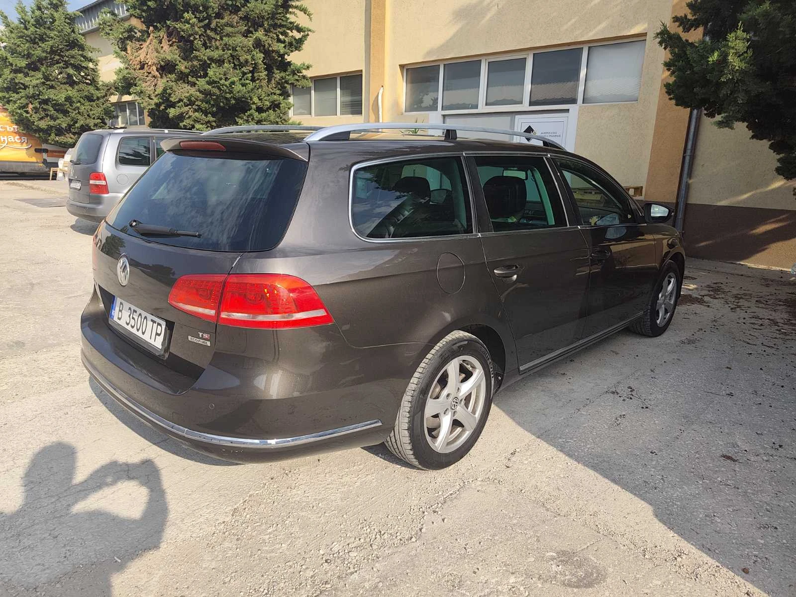 VW Passat 1, 4 Метан, снимка 3 - Автомобили и джипове - 55692993