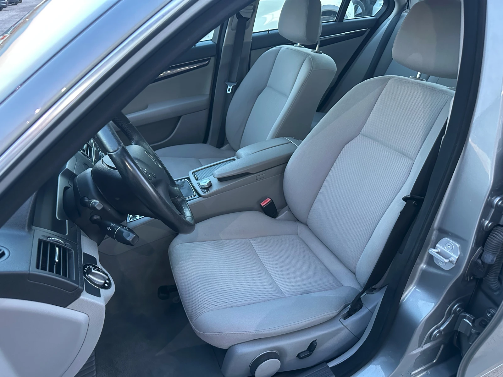 Mercedes-Benz C 200 2, 2CDi, снимка 10 - Автомобили и джипове - 55642334