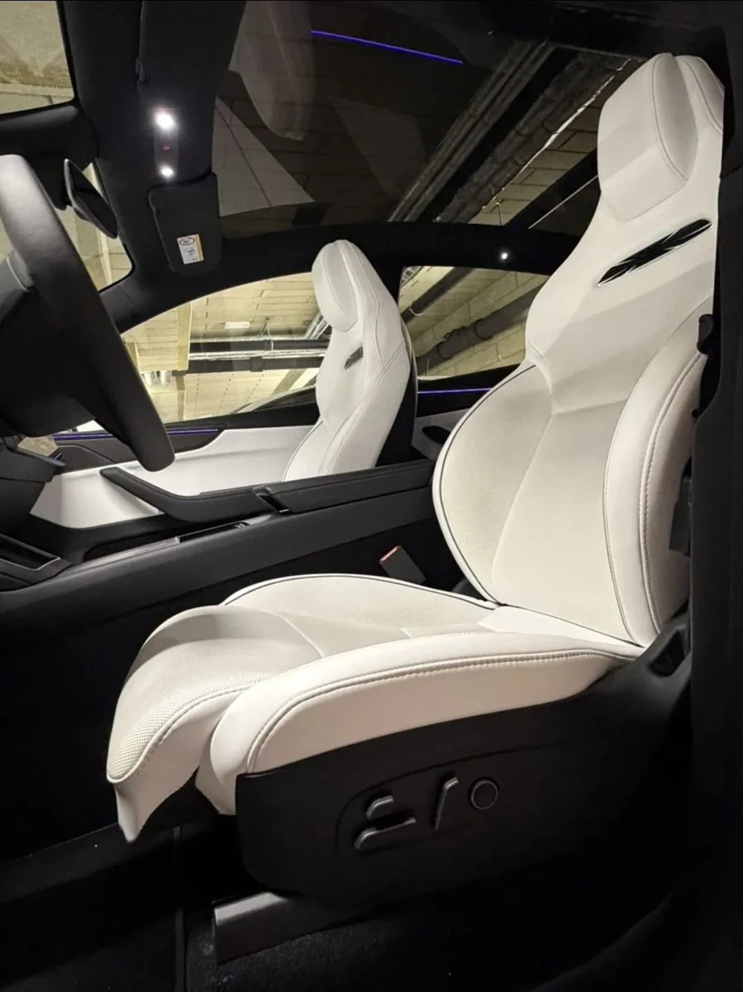 Tesla Y Juniper Performance , снимка 9 - Автомобили и джипове - 55692990