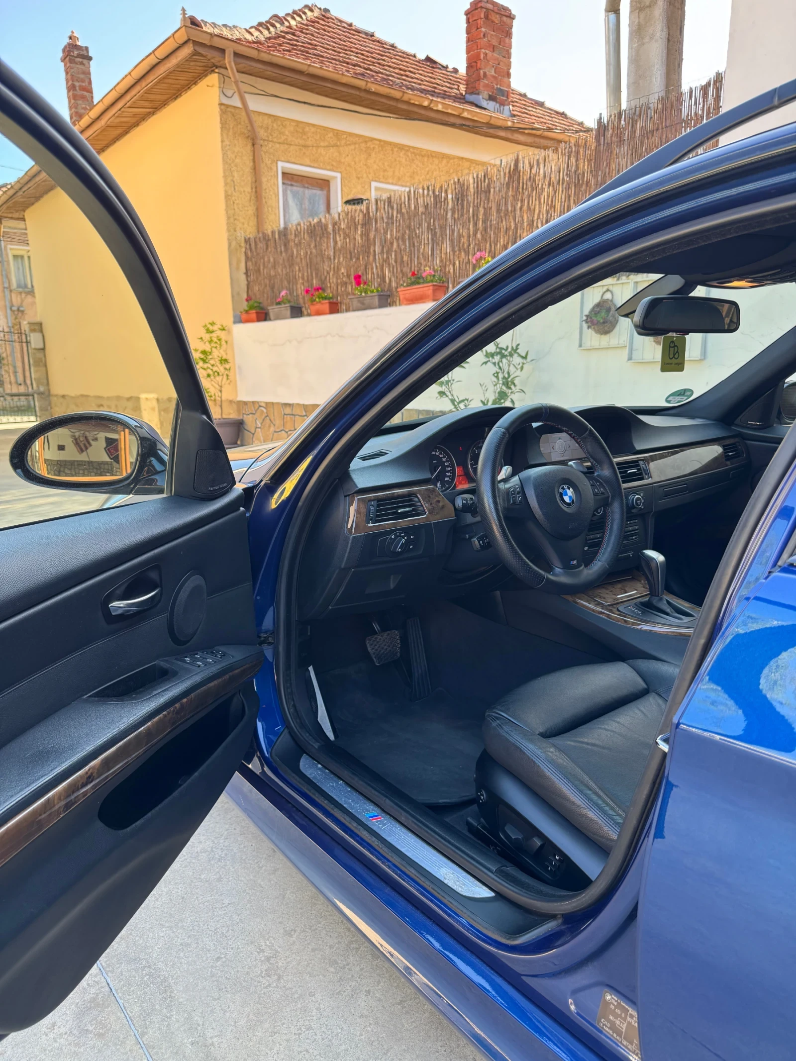 BMW 335, снимка 8 - Автомобили и джипове - 55717749