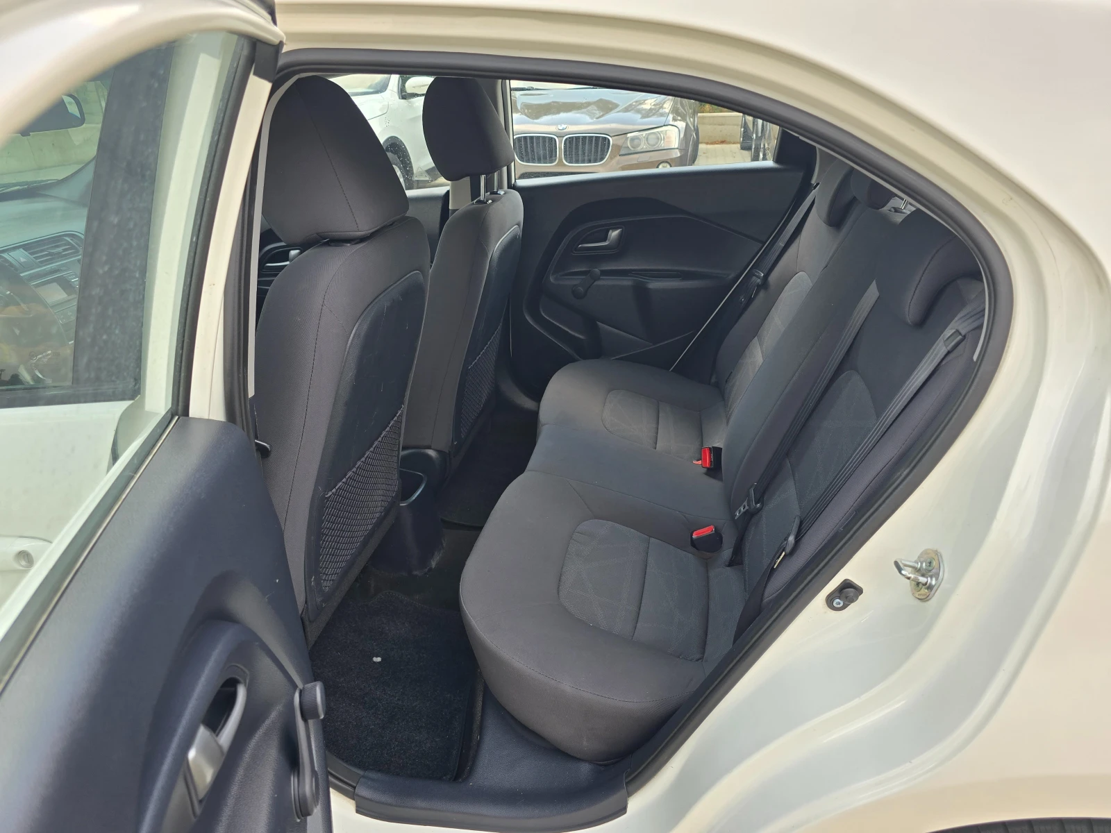 Kia Rio 1.2 Газ, Eco-Dynamics, 2014г., снимка 9 - Автомобили и джипове - 55735907