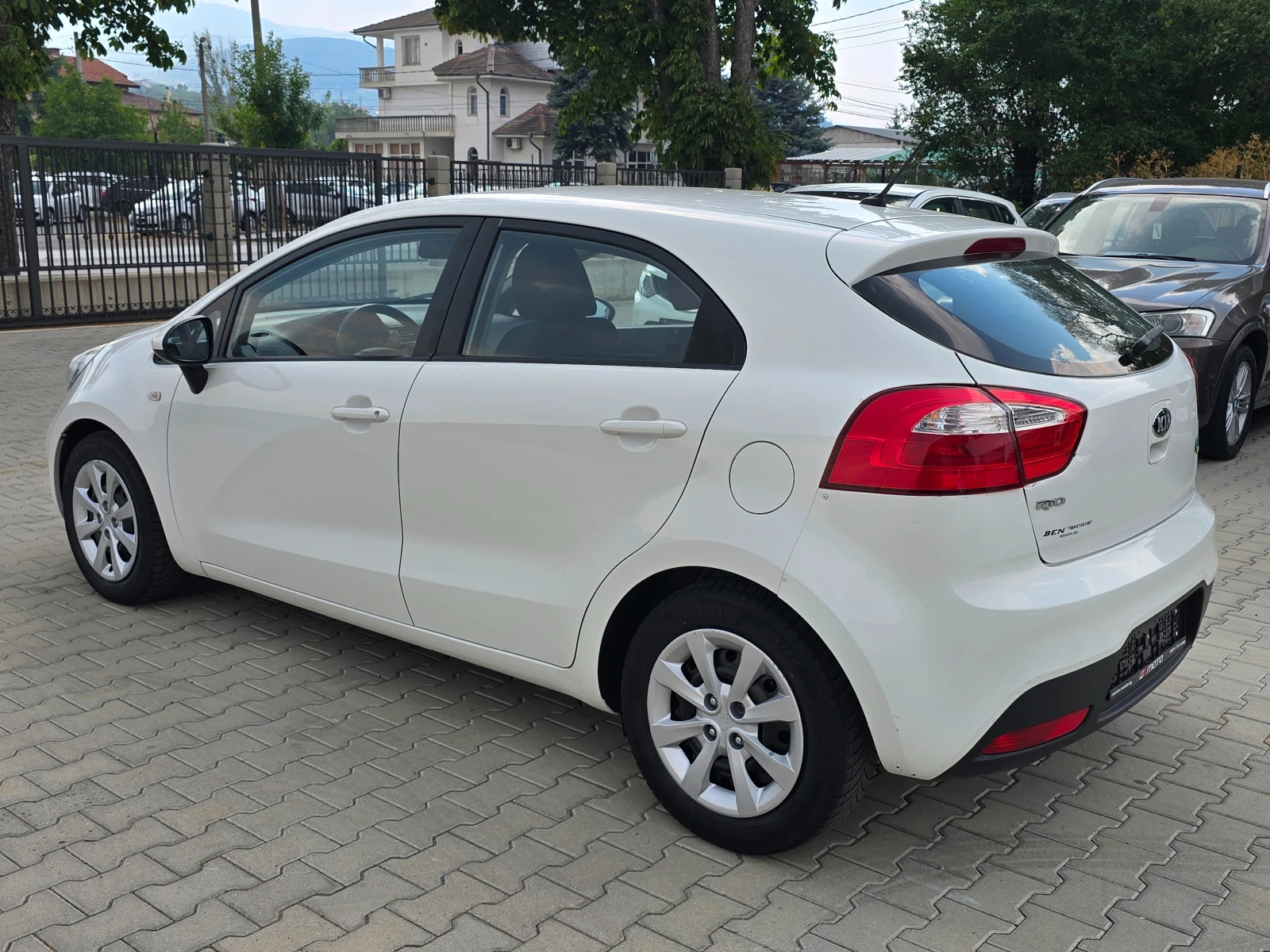 Kia Rio 1.2 Газ, Eco-Dynamics, 2014г., снимка 5 - Автомобили и джипове - 55735907