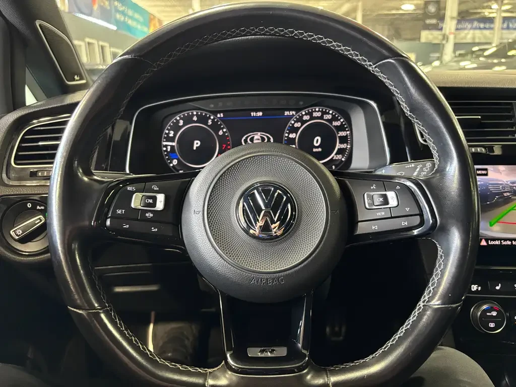 VW Golf R | DSG | CARBON | APPLEPAY, снимка 9 - Автомобили и джипове - 56259271