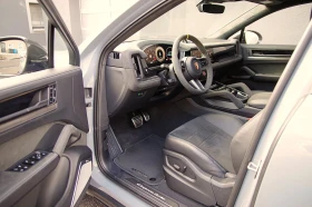 Обява за продажба на Porsche Cayenne TURBO E-HYBRID/GT PAKET/CERAMIC/CARBON/BURMESTER/  ~ 230 376 EUR - изображение 5