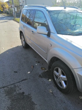Nissan X-trail 2.0 i | Mobile.bg    2