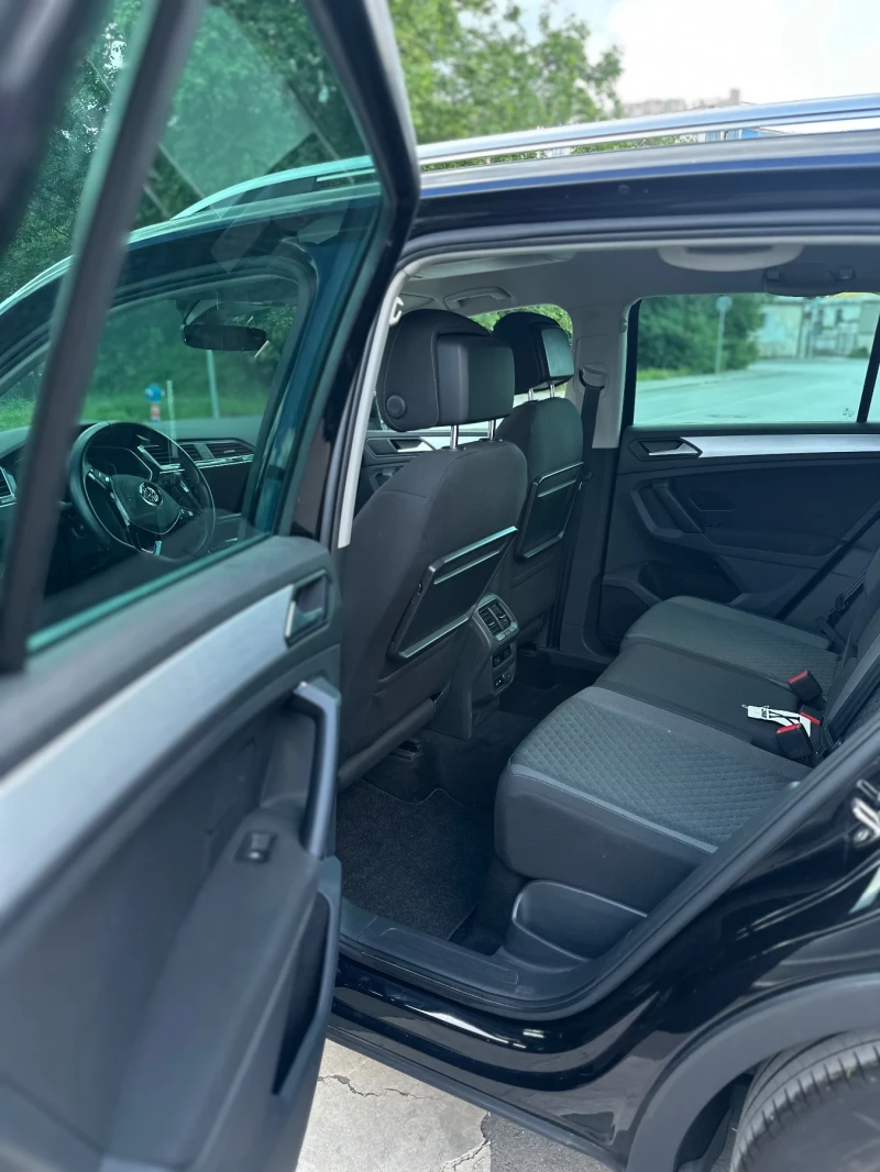 VW Tiguan, снимка 8 - Автомобили и джипове - 52634222