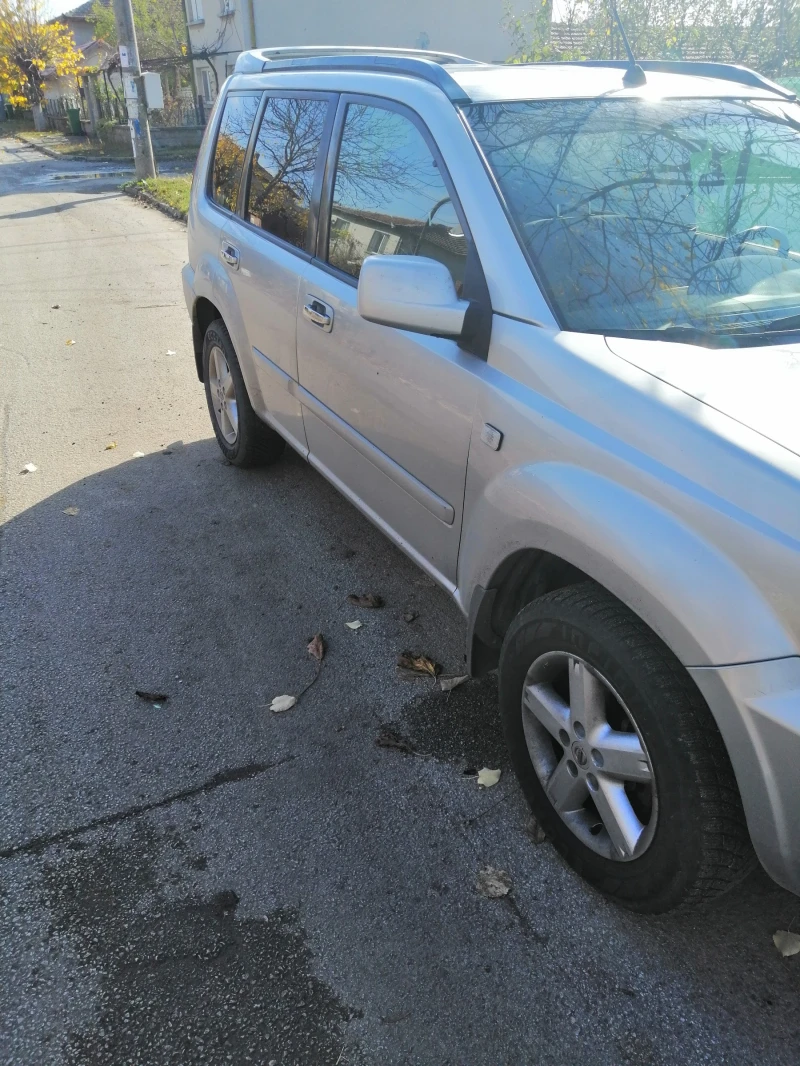 Nissan X-trail 2.0 i, снимка 2 - Автомобили и джипове - 52828535