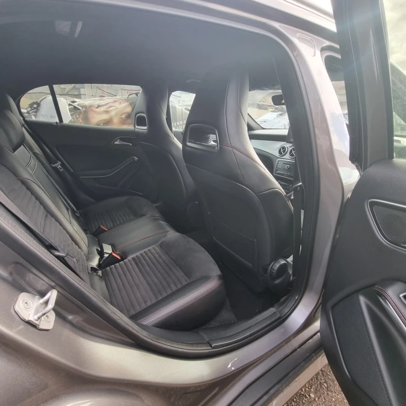Mercedes-Benz GLA 200 CDI AMG packet , снимка 15 - Автомобили и джипове - 52618406