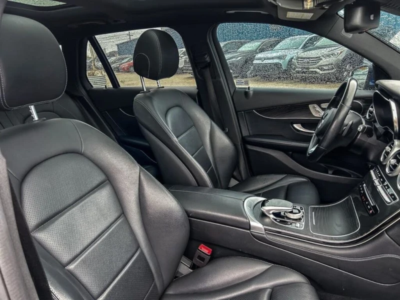 Mercedes-Benz GLC 300 4MATIC* AMG пакет* подгрев* 360кам.* KEYLESS* ПАНО, снимка 9 - Автомобили и джипове - 52707409